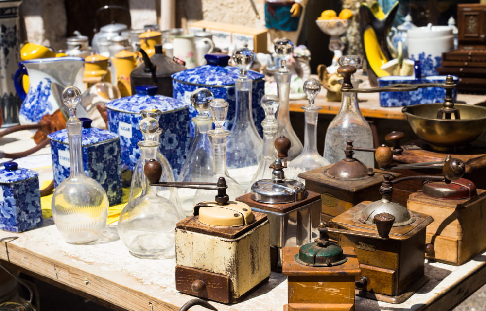 mercadillo de antigüedades mercadillo de antigüedades