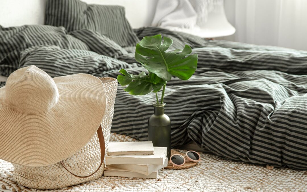 Cómo usar textiles ligeros para refrescar tu casa en verano